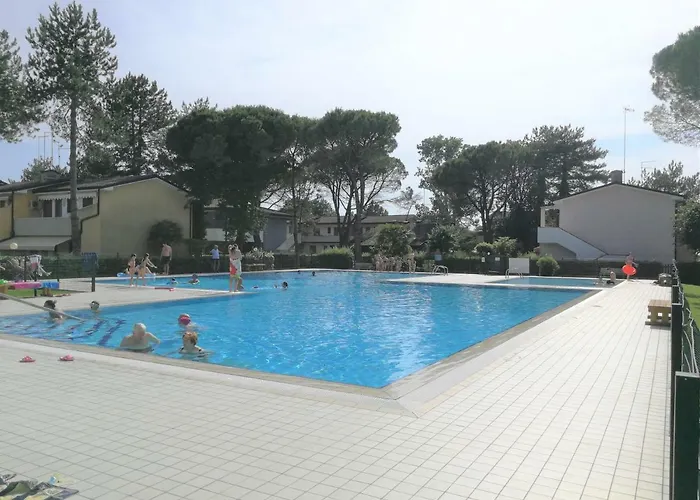 بيت للعطل Villaggio Azzurro *